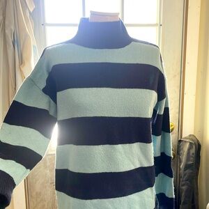 Ann Taylor LOFT blue and light blue mock turtleneck, size XS